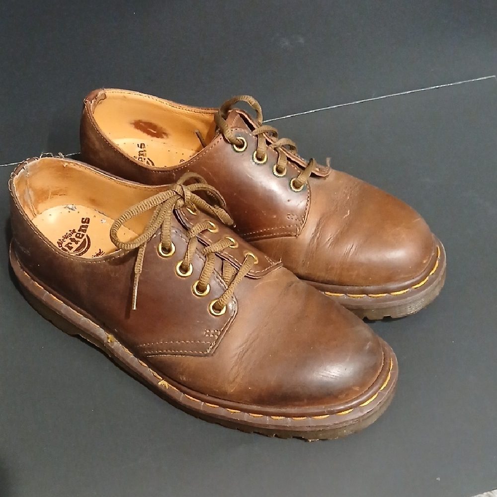 Vintage Y2K Dr. Martens #1561 Brown Leather Men's  Derby Oxfords Size 6 (US 7)
